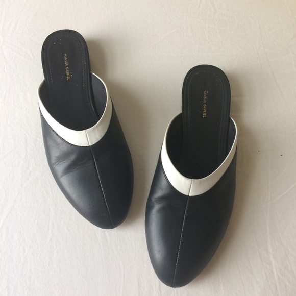 Mansur Gavriel V Slide Flat Mule - Picture 2 of 8